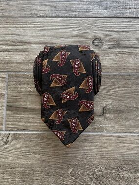 Chaps Ralph Lauren Brown Tie with Burgundy Paisley & Tan Motifs 100% Silk